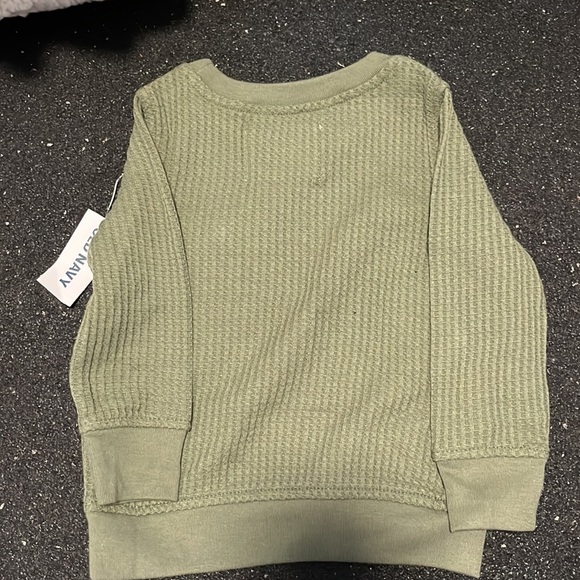 BNWT Old Navy 12-18m Sweater - Picture 2 of 3
